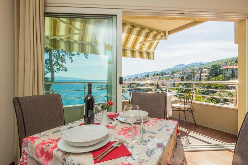Apartments Villa Dinka Opatija Eksteriør billede
